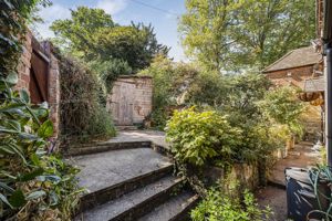 Photo 16- click for photo gallery